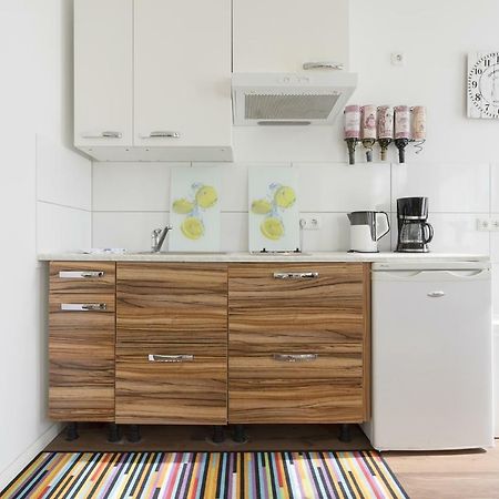 Studio Apartment Niemetzstr 51 Berlin Exterior photo