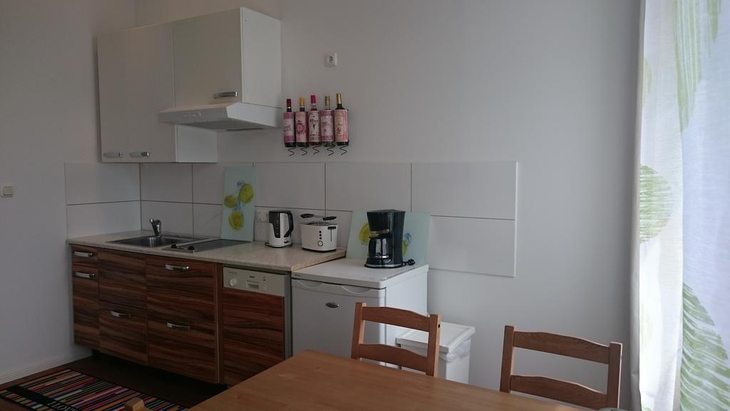 Studio Apartment Niemetzstr 51 Berlin Exterior photo