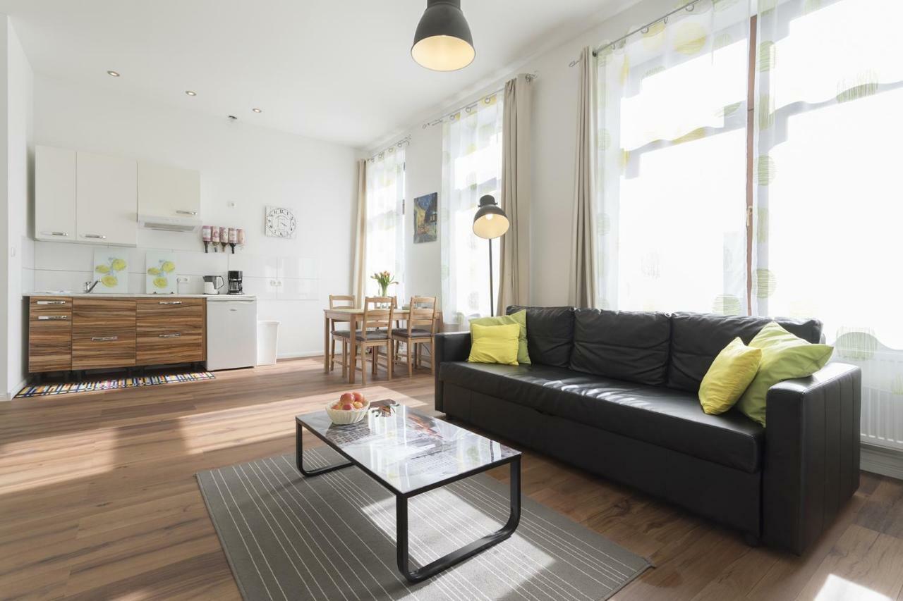 Studio Apartment Niemetzstr 51 Berlin Exterior photo